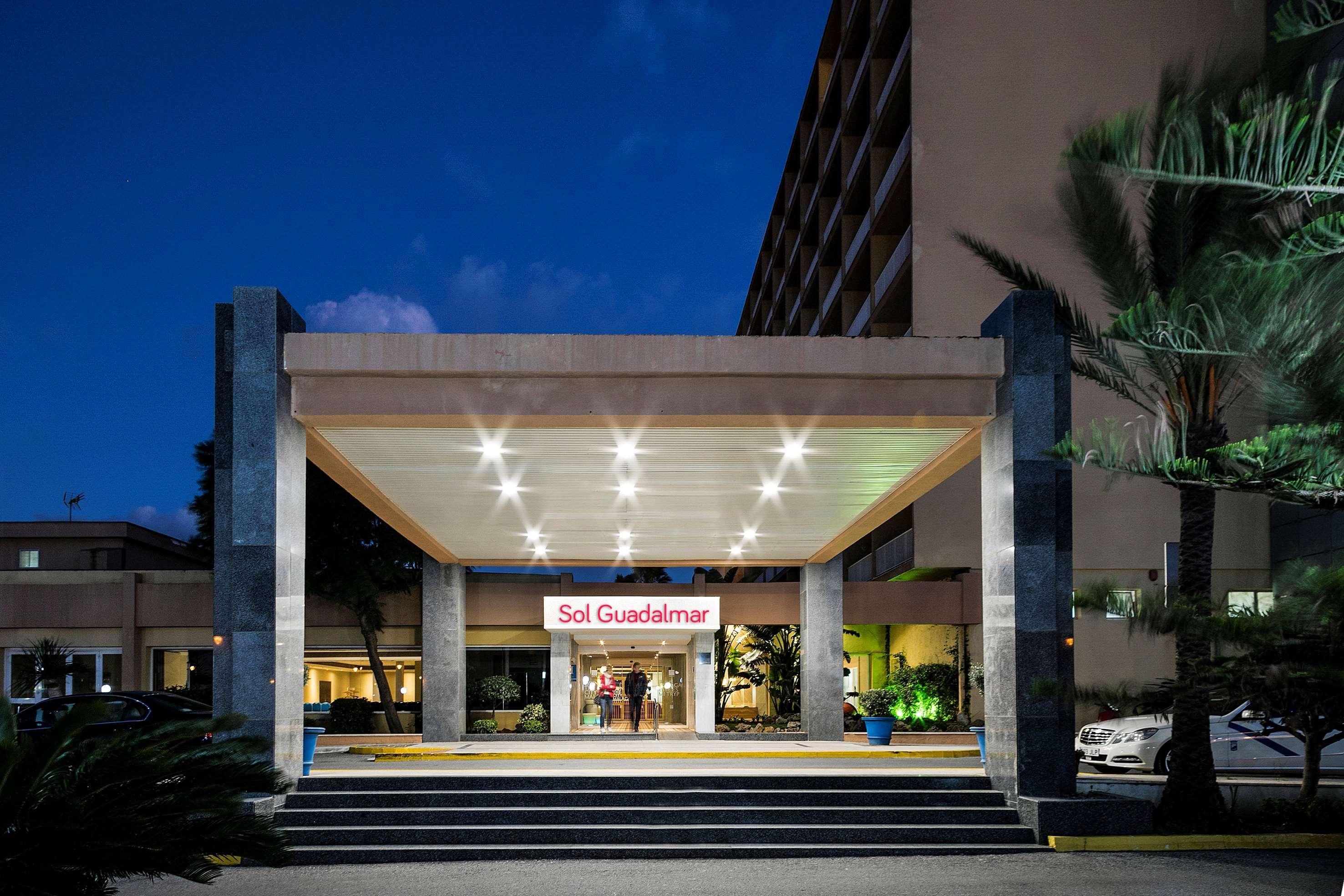 Отель Sol Guadalmar Малага Экстерьер фото